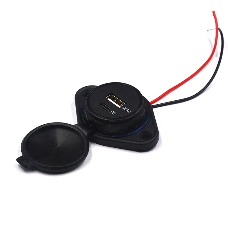 PD fast charging modification car charging RV modification USB fast charging ship installation car phone charger QC3.0 car charging